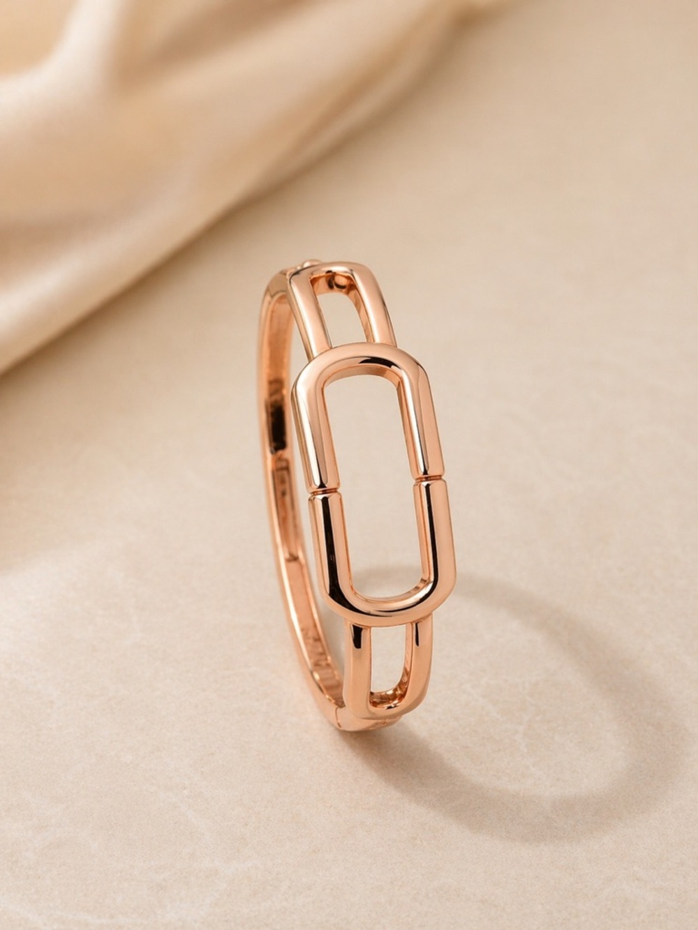 Marlyn Schiff Rose Gold Link Bangle Bracelet | Modern Minimalist Statement